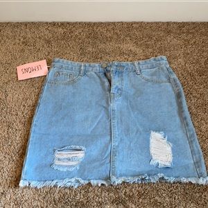 Brand new Jean skirt, size L